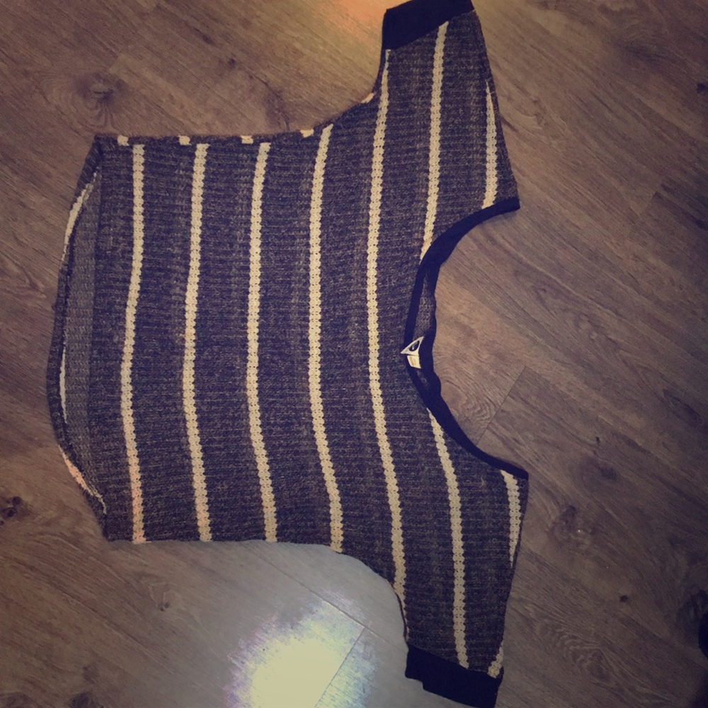 Roxy- off the shoulder sweater